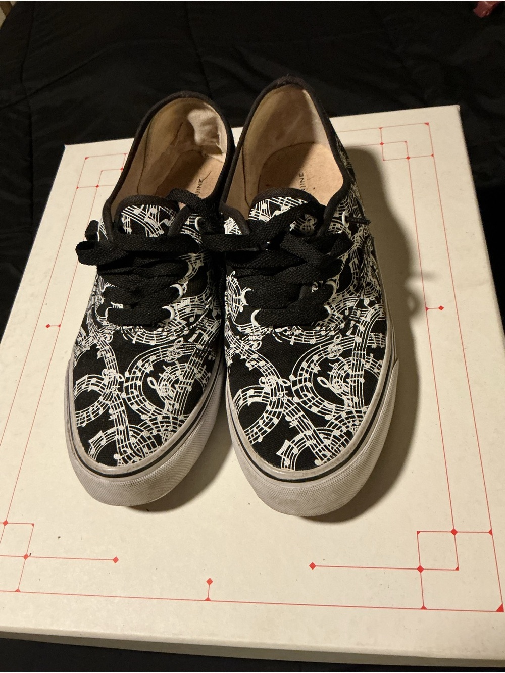 Number (N)ine Music Note Love Is Pain Black and White Low Canvas Sneakers
